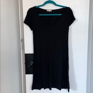 Scoop neck tunic